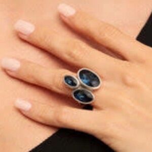 Uno de 50 kingdom Ring